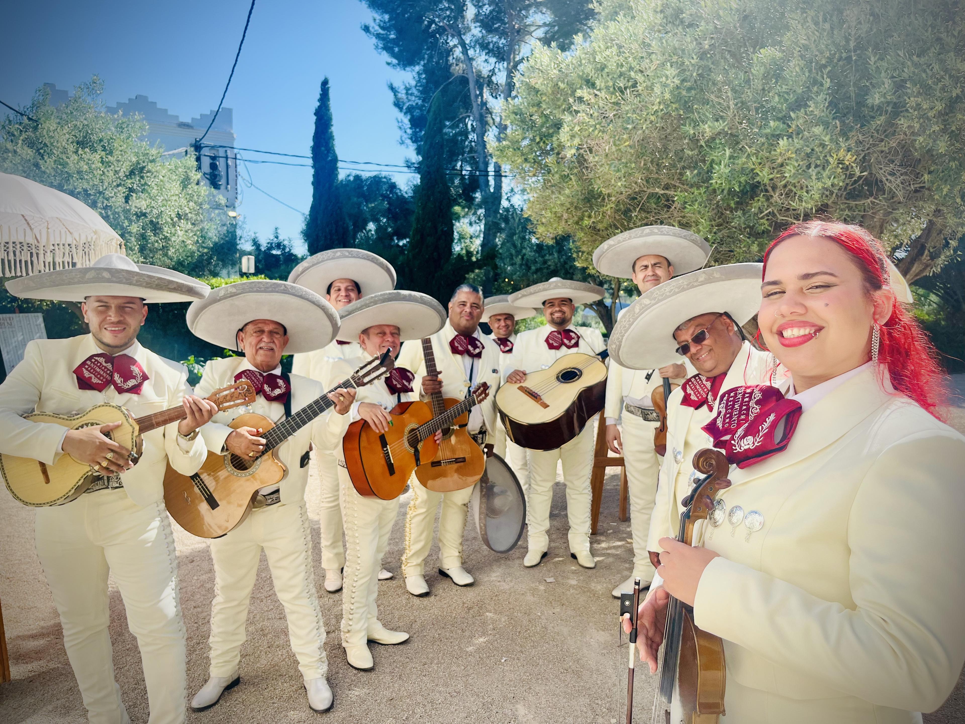 Mariachi Sentimiento Mexicano — foto 4